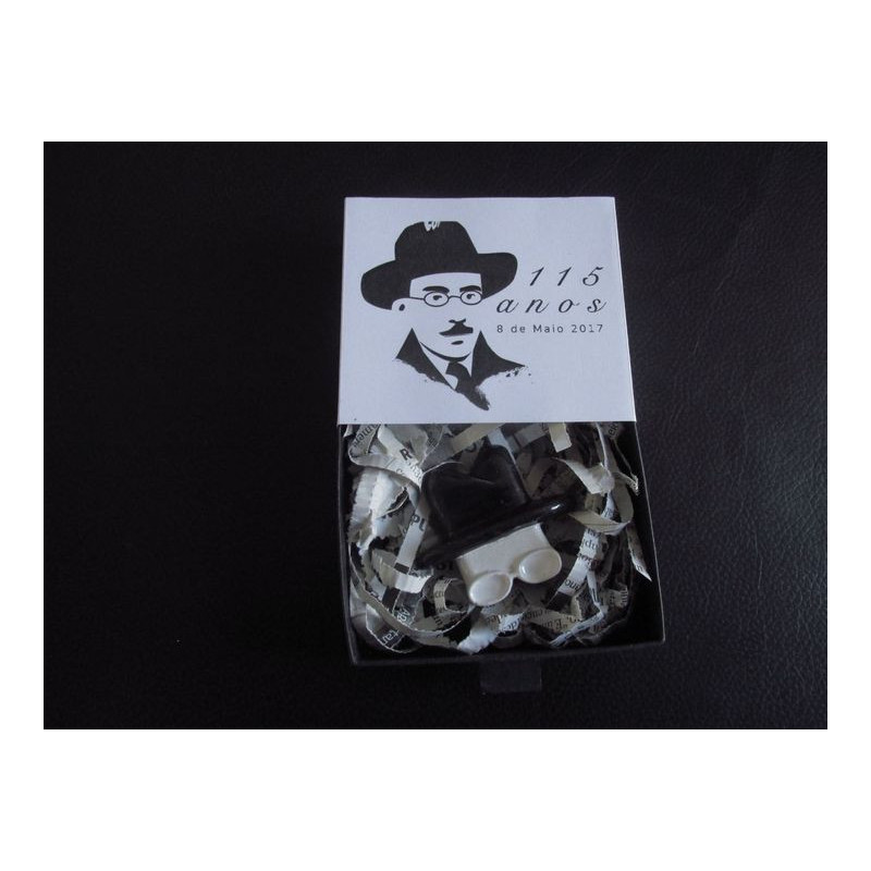 Peça comemorativa do 115. aniversário da passagem de Fernando Pessoa pela ilha Terceira